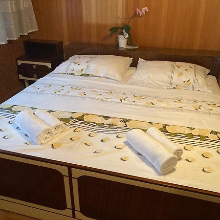 7 Flower Street Apartment Sempeter pri Gorici Eksteriør bilde