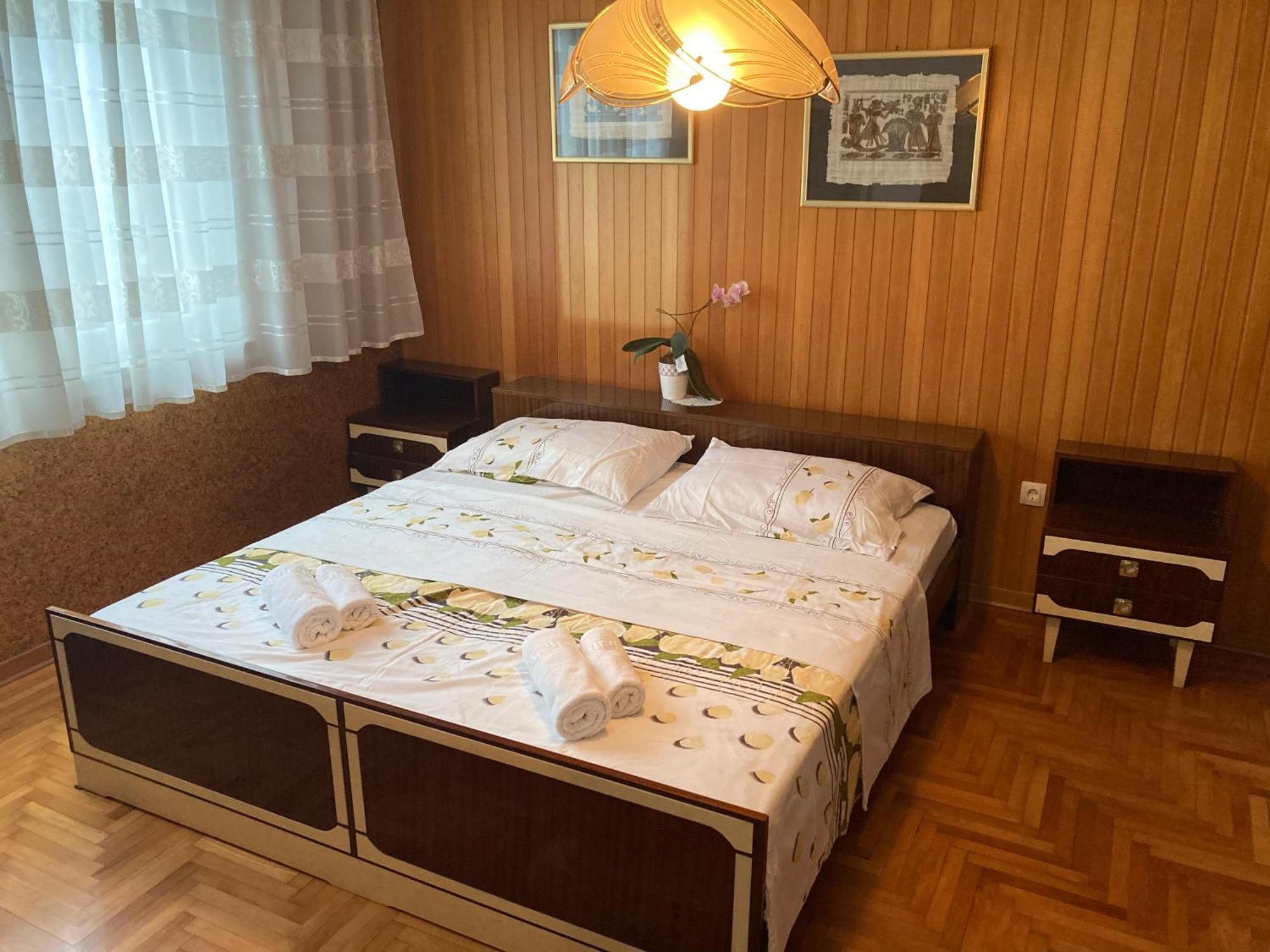 7 Flower Street Apartment Sempeter pri Gorici Eksteriør bilde